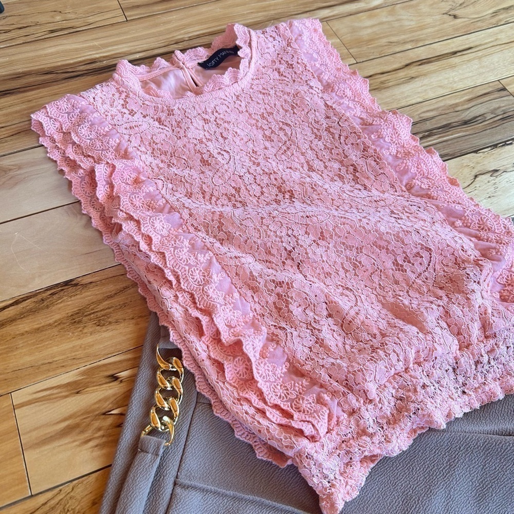 LOFTY MANNER Lace Sleeveless Top Size XS - Picture 9 of 9